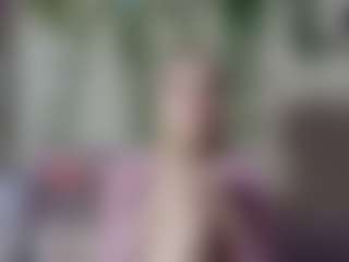 MeganLora9's Live Sex Cam Show