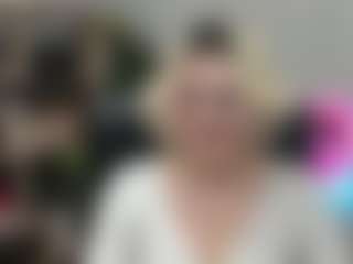 SweetLilyxo's Live Sex Cam Show