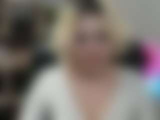Live-Cam-Show mit SweetLilyxo - Inked auf Camsoda