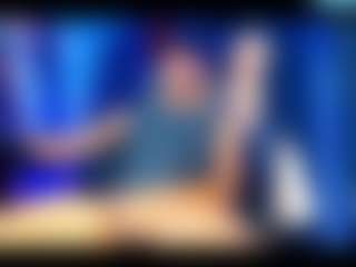Live cam show with dylanDesiree - Smoking on Camming Site