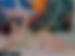 Live cam show with KatieAu - Middle Aged on liverealitysex.com