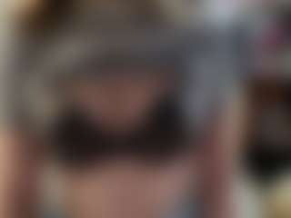HerlindaVanvuren's Live Sex Cam Show