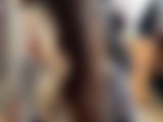 Live cam show with HerlindaVanvuren - Athletic Young Adult on Camsoda