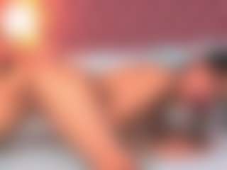 Live cam show with queendiabla - Middle Aged on Camsoda