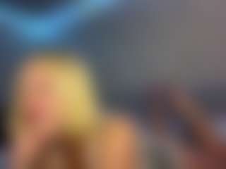 HienLeggans's Live Sex Cam Show