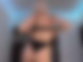 HienLeggans's Live Sex Cam Show