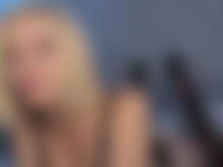 HienLeggans's Live Sex Cam Show