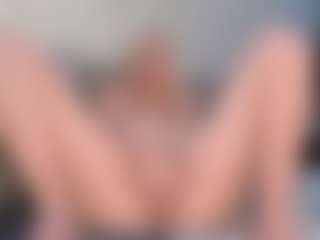HienLeggans's Live Sex Cam Show