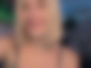 HienLeggans's Live Sex Cam Show