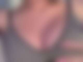 HienLeggans's Live Sex Cam Show