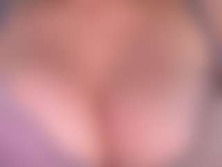 HienLeggans's Live Sex Cam Show