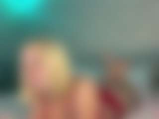 HienLeggans's Live Sex Cam Show