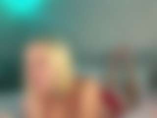 Live cam show with HienLeggans - Blue Eyes on xxxlivecams.org