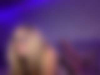 HienLeggans's Live Sex Cam Show