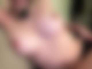 HienLeggans's Live Sex Cam Show