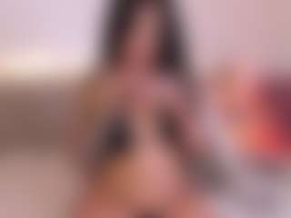 Live cam show with Isabella-Monroe - Blowjob on Camsoda