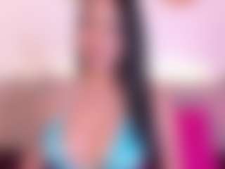 Live cam show with Isabella-Monroe - College on Camsoda