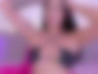 Isabella-Monroe's Live Sex Cam Show