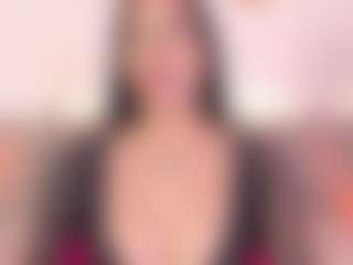 Isabella-Monroe's Live Sex Cam Show