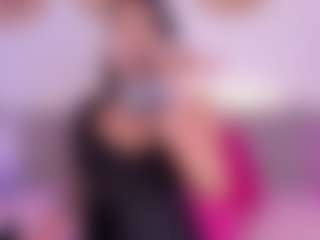 Isabella-Monroe's Live Sex Cam Show