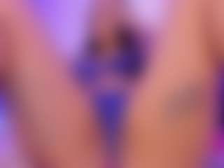 Isabella-Monroe's Live Sex Cam Show