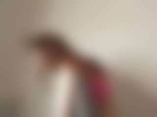 Live cam show with LilianPaschel - Dildo on AdultVida.com