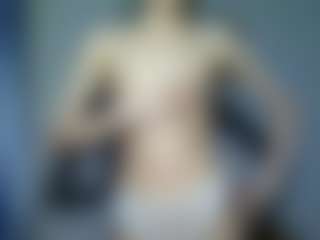 Live cam show with LilianPaschel - Body Massage on Camsoda