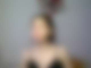Live cam show with LilianPaschel - Dildo on SpankPalCams