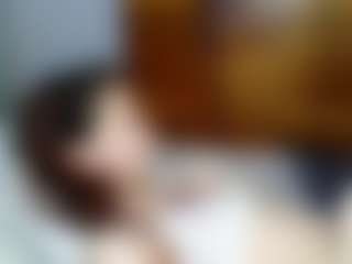 Live cam show with LilianPaschel - Body Massage on Camsoda