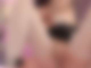 Rouss Squirter and Spitter's Live Sex Cam Show