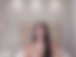 AriaaMoon's Live Sex Cam Show