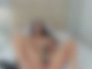 AriaaMoon's Live Sex Cam Show