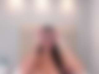 AriaaMoon's Live Sex Cam Show