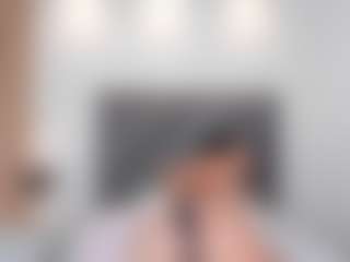 Live cam show with AriaaMoon - Spankass on dropp.cam