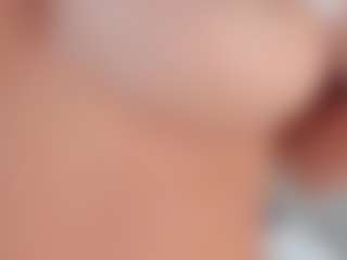 AriaaMoon's Live Sex Cam Show