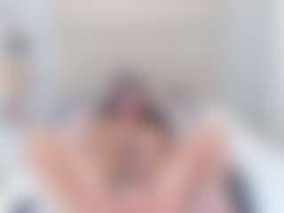 AriaaMoon's Live Sex Cam Show