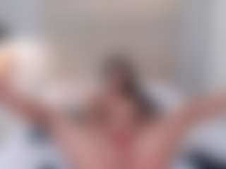 AriaaMoon's Live Sex Cam Show