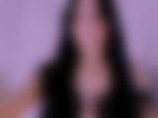 Live cam show with Karoline-miss - Average on AdultVida.com