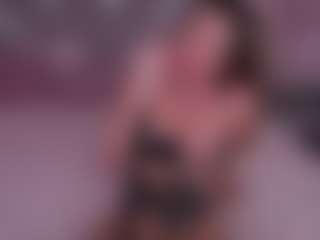 KissableKira's Live Sex Cam Show