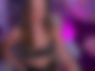 KissableKira's Live Sex Cam Show