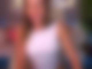 KissableKira's Live Sex Cam Show