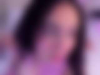 Live cam show with SaraRossi - Handjob on TeamSkeetLive