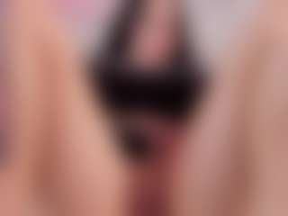 SaraRossi's Live Sex Cam Show
