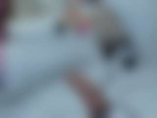 SaraRossi's Live Sex Cam Show