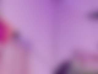 Live cam show with SaraRossi - Fingering on CSO-WL