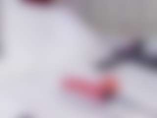 Live cam show with SaraRossi - Small Tits on Instabang