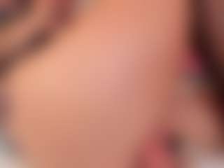 SaraRossi's Live Sex Cam Show
