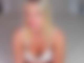 Stella-Leee's Live Sex Cam Show