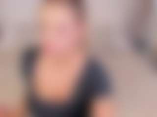 Live cam show with Stella-Leee - Sexydance on CamwithHer