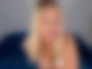 Live cam show with Stella-Leee - Body Massage on hornycams.live